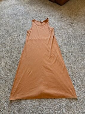 Elizabeth and James Sleeveless Maxi Dress in Rust-Orange
